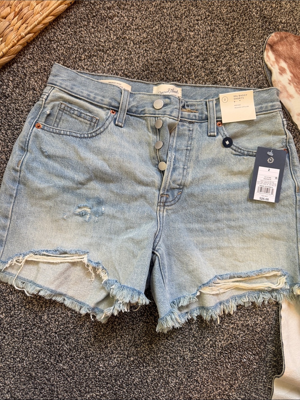 Universal Thread Sz 2 - 90’s Baggy Blue Jean Shorts